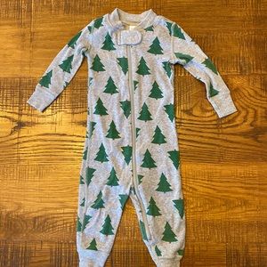 HANNA ANDERSSON Christmas tree pajamas
